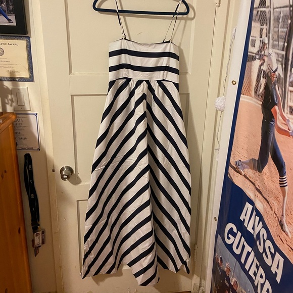 Women’s Maternity Dress - Picture 1 of 3
